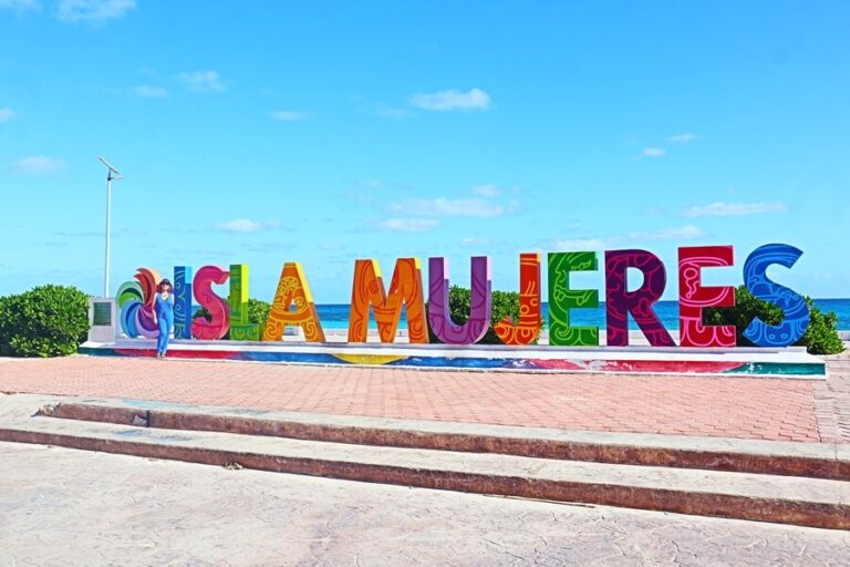 Letras Isla Mujeres
